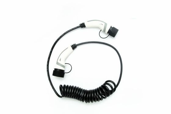 kupować IEC 62196-2 Standard 32A Prąd znamionowy typ 2 do typu 2 Kabel spiralny do ładowania pojazdów elektrycznych produkcja internetowa