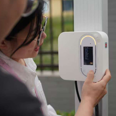 Dobra cena 22kW ładowarka elektryczna Solar Wallbox Station 32A 480V z dynamicznym balansu ładunkowego w Internecie