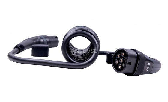 Dobra cena elektryczne ładowarki samochodowe 16A 480V 3 fazy 11kW kable spiralne IEC 62196 typu 2 do typu 2 ev kable spiralne w Internecie